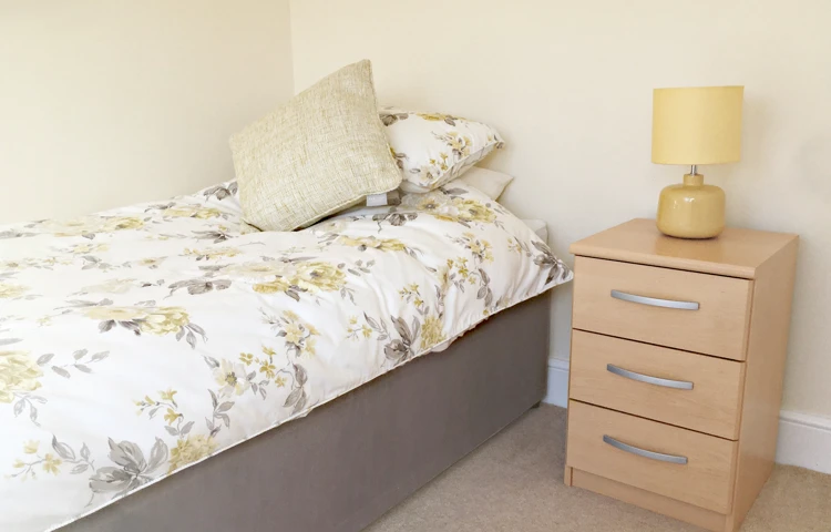 bright-resident-bedroom-at-esk-moores-lodge.jpg