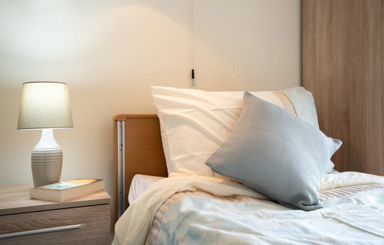 Single bedroom in Abbeyfield House, Bramhall SK7 1EE