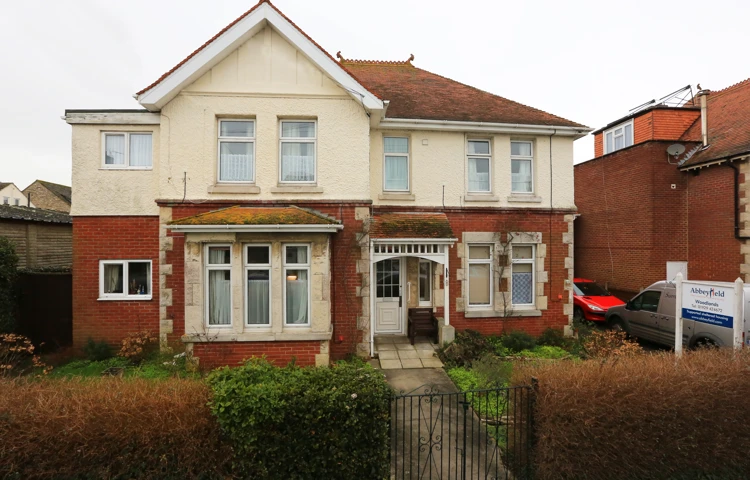 Welcome to Woodlands house