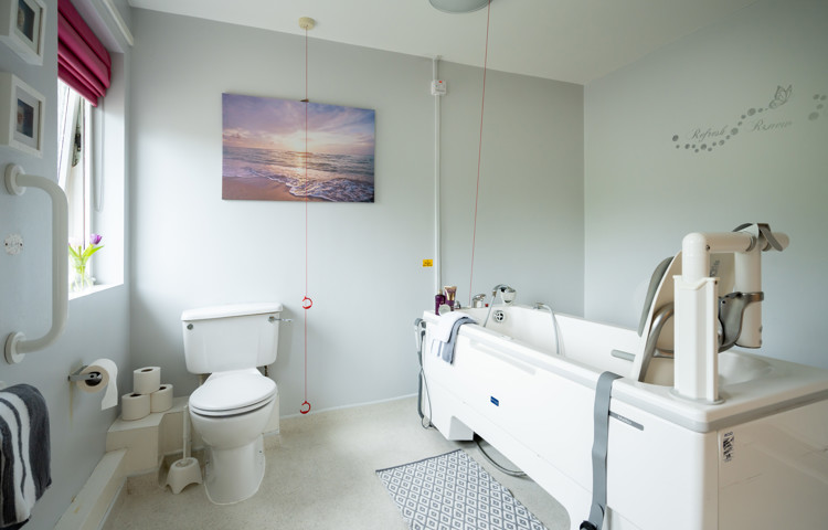 Assisted Spa Bathroom At Bradbury House