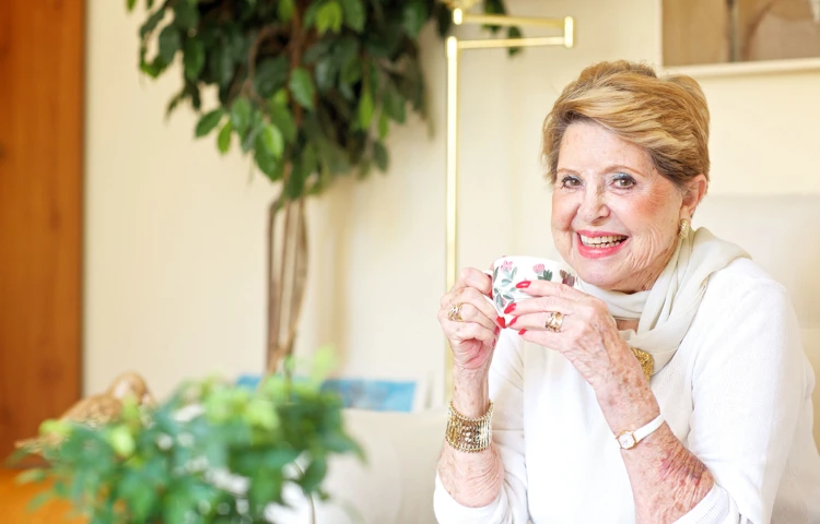 Make new friends with fellow residents