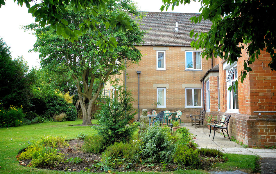 Alistair Robertson House and garden