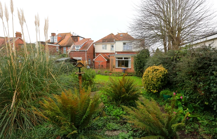 Woodlands house and garden