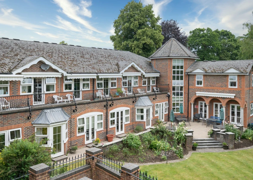 External view of Lee House Wimbledon from garden